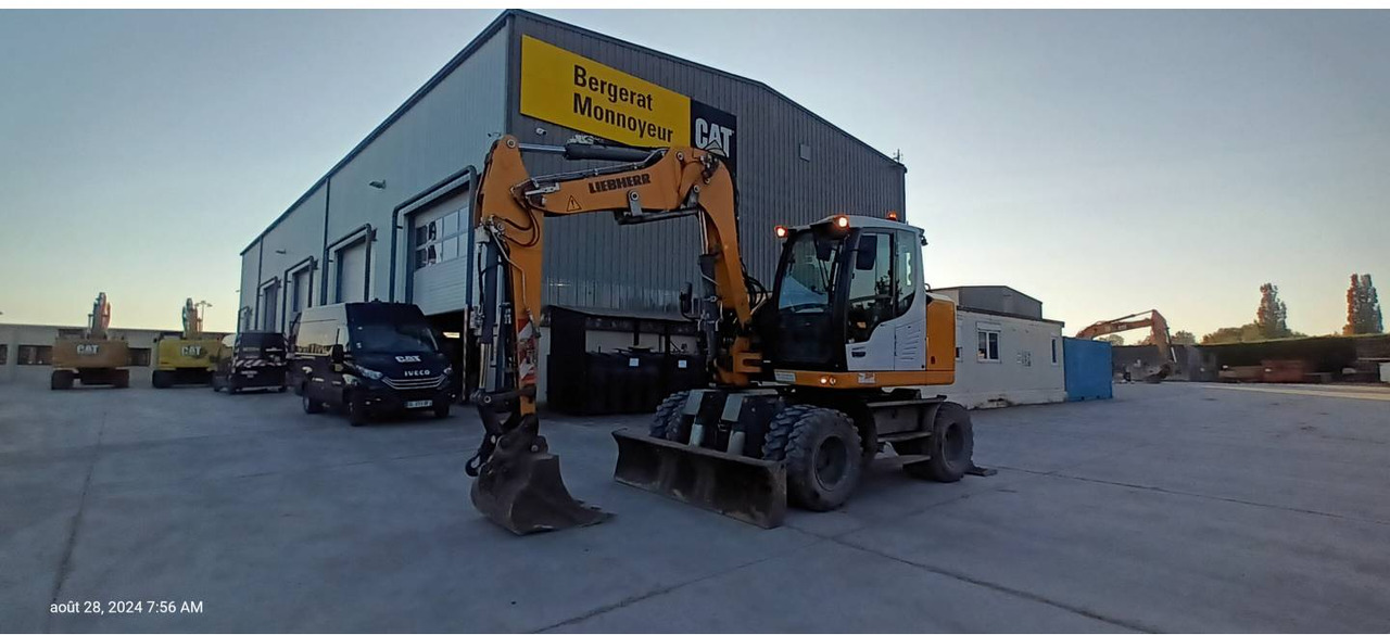 LIEBHERR A912 - حفار ذو عجلات: صورة 1 LIEBHERR A912 - حفار ذو عجلات: صورة 1