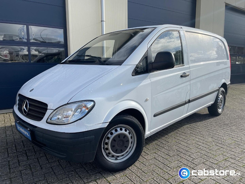 Mercedes-Benz Vito 109 CDI Panal Van - Gesloten bestelwagen - Bouwjaar 2006 - Trekhaak - فان المدمجة: صورة 2 Mercedes-Benz Vito 109 CDI Panal Van - Gesloten bestelwagen - Bouwjaar 2006 - Trekhaak - فان المدمجة: صورة 2