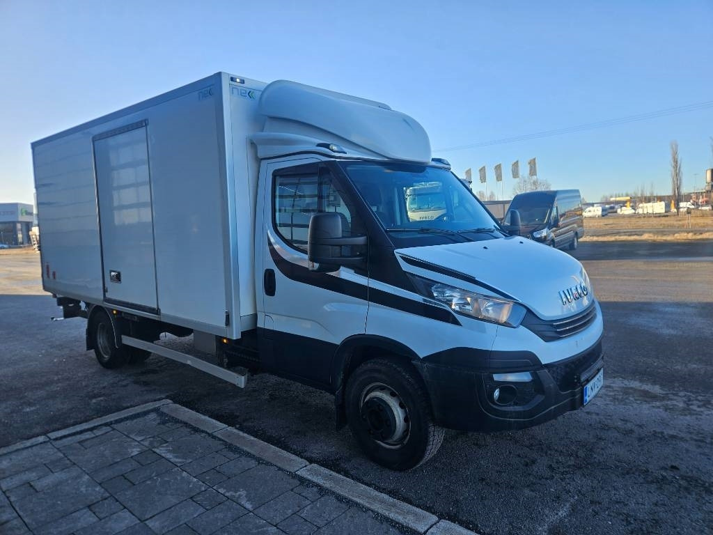 Iveco Daily 70C18 - شاحنة بصندوق مغلق: صورة 2 Iveco Daily 70C18 - شاحنة بصندوق مغلق: صورة 2