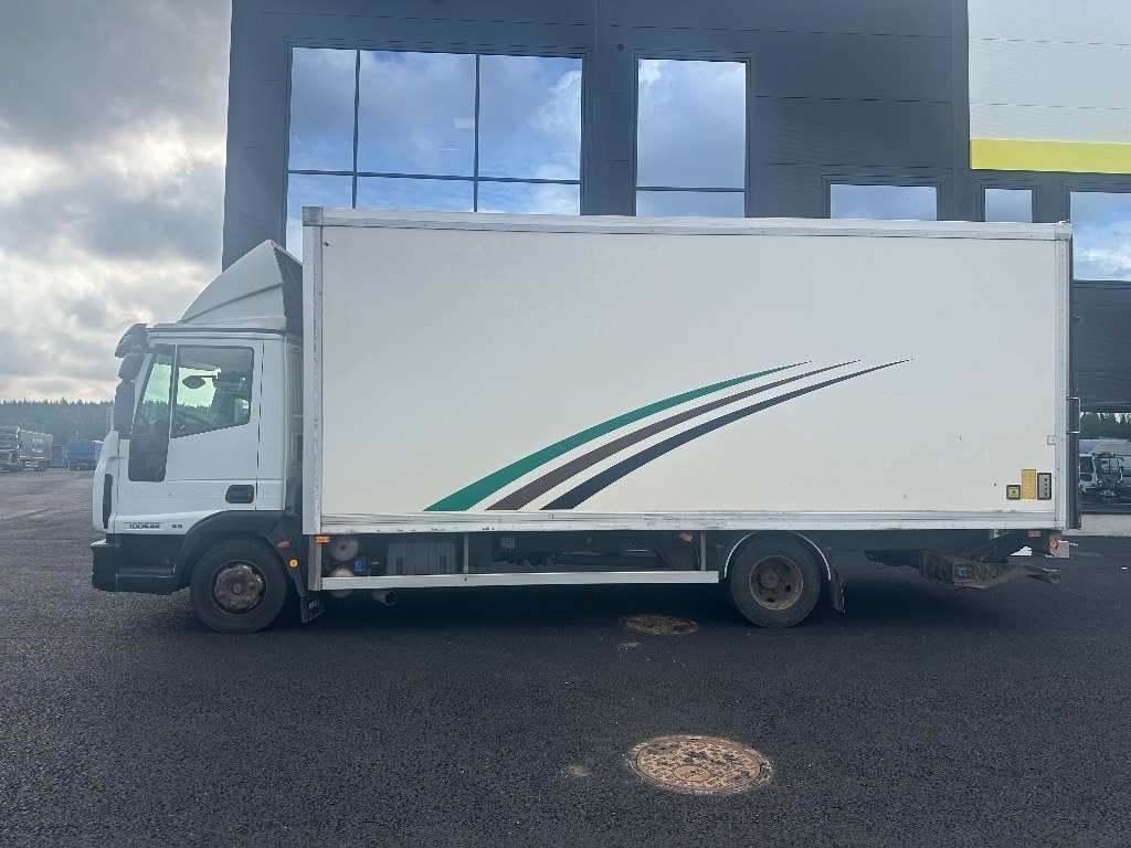 Iveco Eurocargo 100 E22  - شاحنة صندوقية: صورة 5 Iveco Eurocargo 100 E22  - شاحنة صندوقية: صورة 5