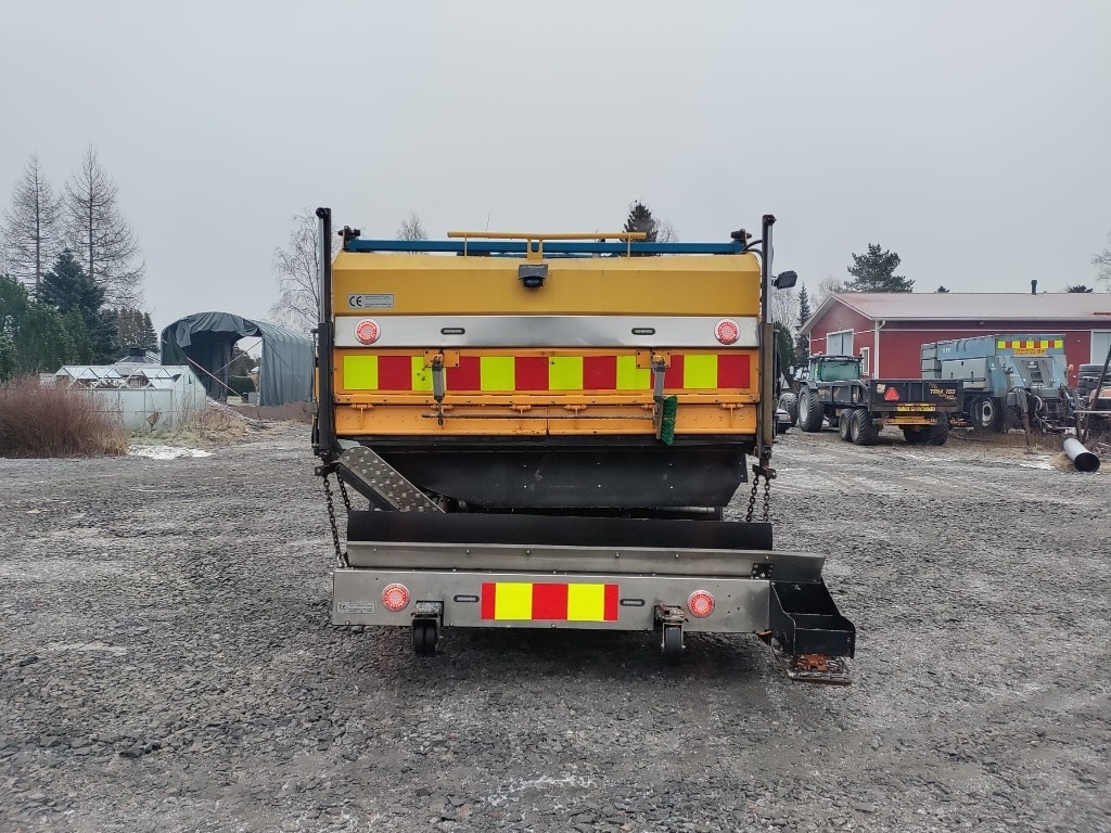 Lava Reunantäyttölava + Sirotin - جسم الشاحنة المسطحة: صورة 2 Lava Reunantäyttölava + Sirotin - جسم الشاحنة المسطحة: صورة 2