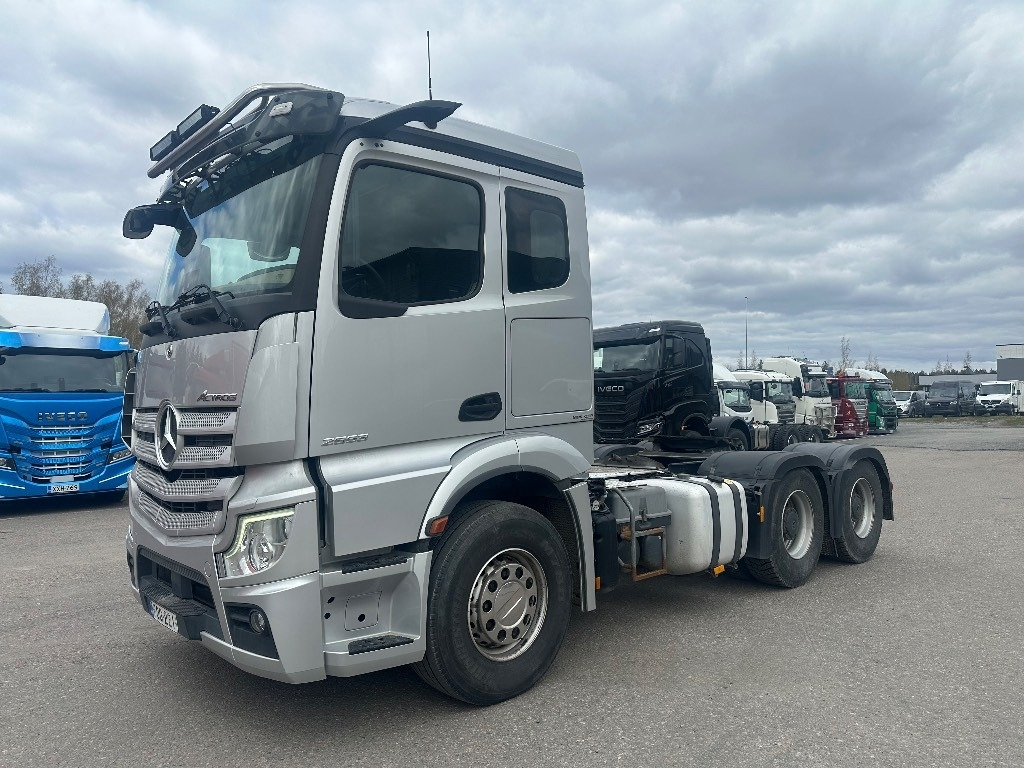 Mercedes-Benz Actros 2653 6x4 - مقطورة السحب: صورة 1 Mercedes-Benz Actros 2653 6x4 - مقطورة السحب: صورة 1