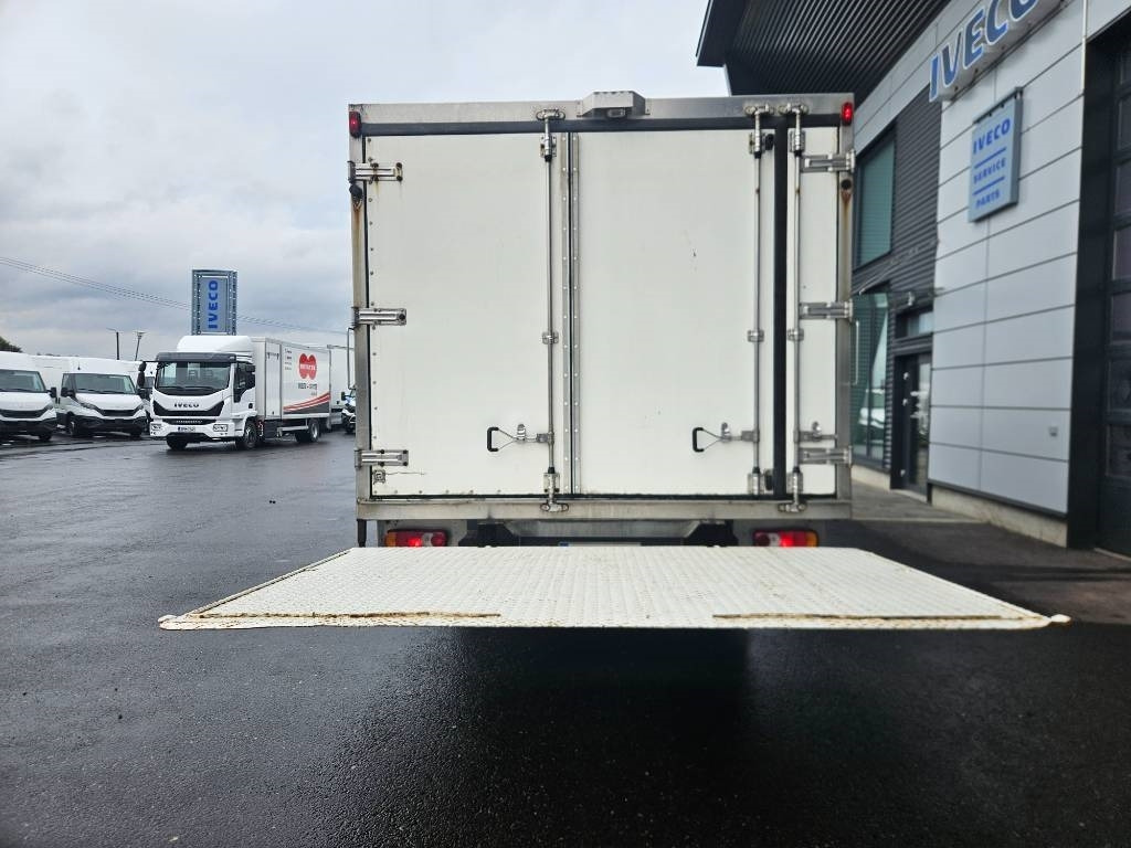 Renault Midlum 220 - شاحنة ذات مبرد: صورة 4 Renault Midlum 220 - شاحنة ذات مبرد: صورة 4