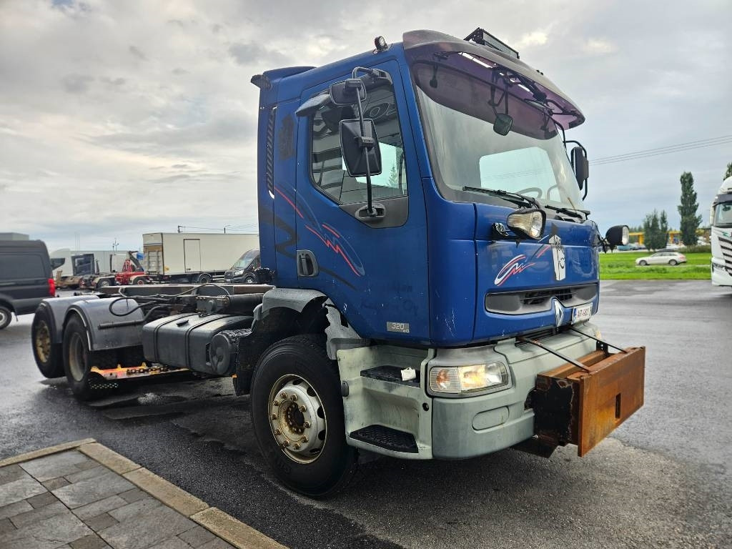 Renault Premium 320 tienhoitoauto - شاحنة بهيكل معدني للمقصورة: صورة 2 Renault Premium 320 tienhoitoauto - شاحنة بهيكل معدني للمقصورة: صورة 2