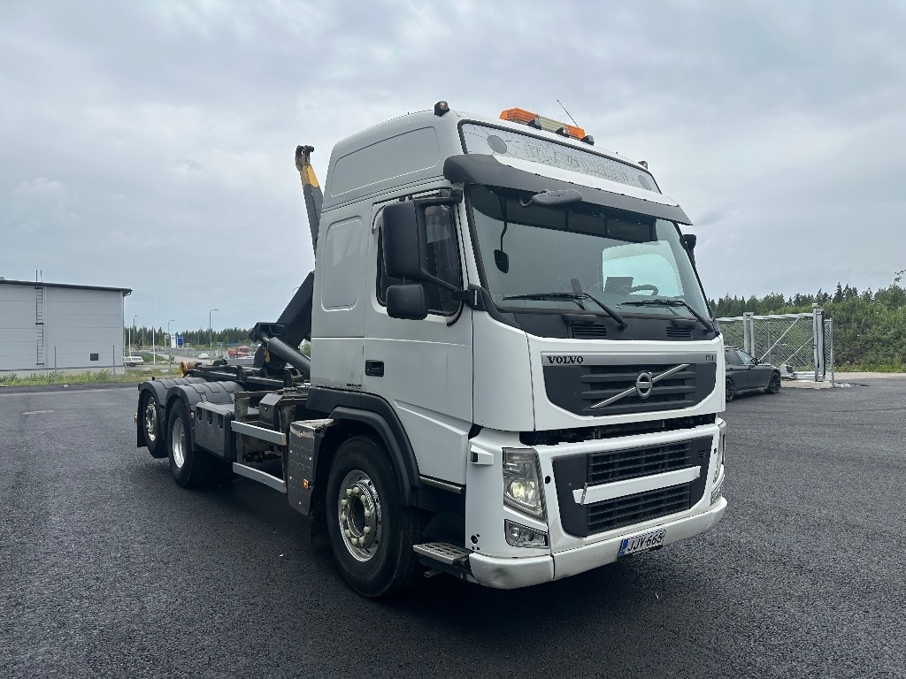 Volvo FM13 500 - شاحنة برافعة خطافية: صورة 2 Volvo FM13 500 - شاحنة برافعة خطافية: صورة 2