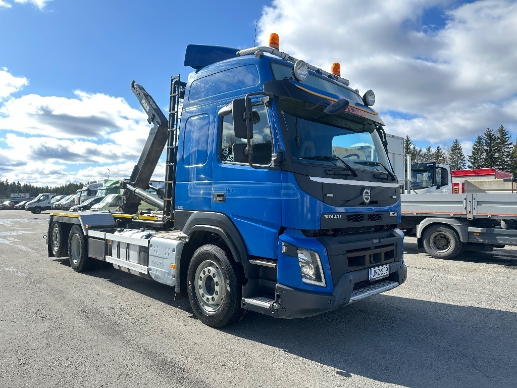 Volvo FMX 540 6x2*4 - شاحنة برافعة خطافية: صورة 3 Volvo FMX 540 6x2*4 - شاحنة برافعة خطافية: صورة 3