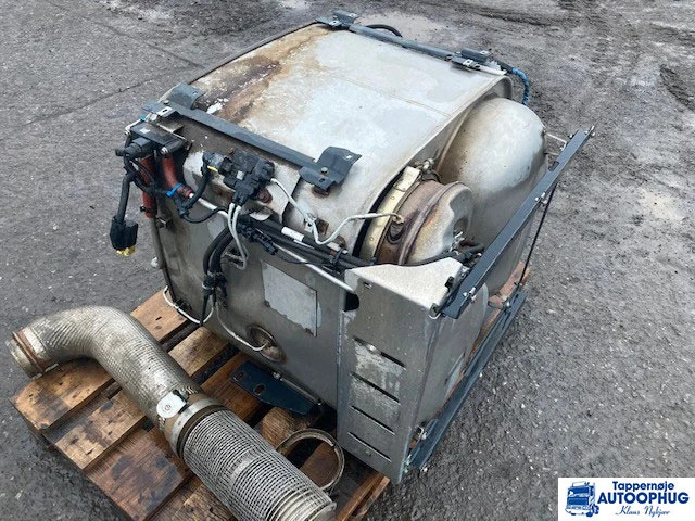 MAN Exhaust silencer MAN 81.15103-6182 - علبة العادم/ نظام العادم - شاحنة: صورة 1 MAN Exhaust silencer MAN 81.15103-6182 - علبة العادم/ نظام العادم - شاحنة: صورة 1