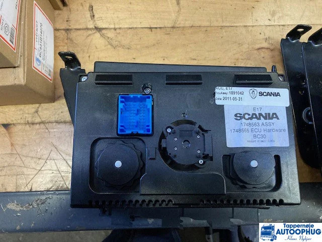 Scania ECU GMS P/N: 2148226 / 2559113 - وحدة إي سي يو - شاحنة: صورة 4 Scania ECU GMS P/N: 2148226 / 2559113 - وحدة إي سي يو - شاحنة: صورة 4