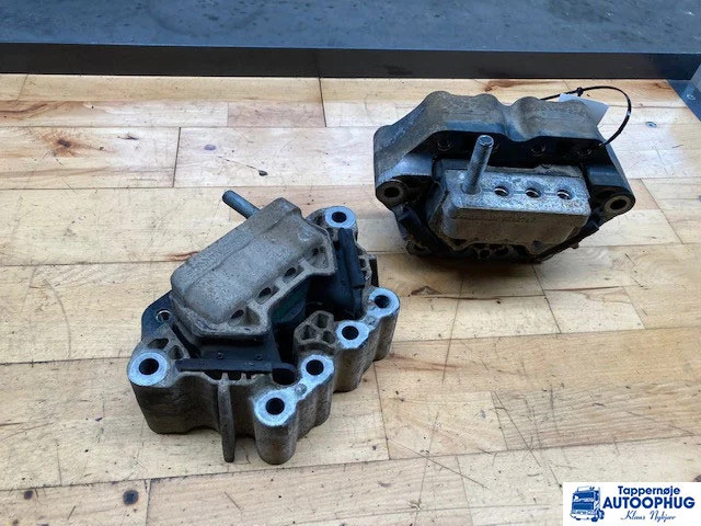 Scania Gearkasse ophæng Scania 2592762 - علبة التروس و قطع الغيار - شاحنة: صورة 1 Scania Gearkasse ophæng Scania 2592762 - علبة التروس و قطع الغيار - شاحنة: صورة 1