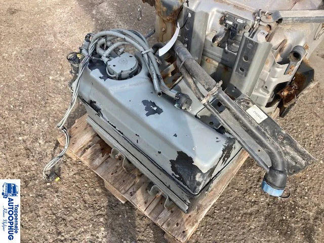 Scania adblue tank – reductant tank Scania 2196094 - خزان سائل AdBlue - شاحنة: صورة 3 Scania adblue tank – reductant tank Scania 2196094 - خزان سائل AdBlue - شاحنة: صورة 3