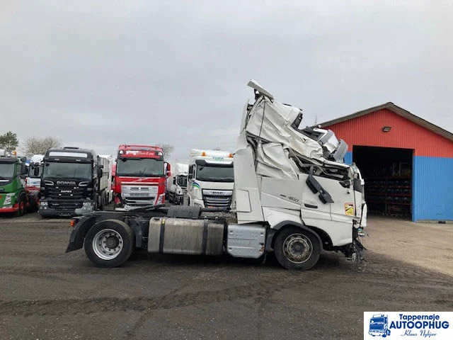 Volvo FH460 4X2 Skadet - رأس تريلا: صورة 3 Volvo FH460 4X2 Skadet - رأس تريلا: صورة 3