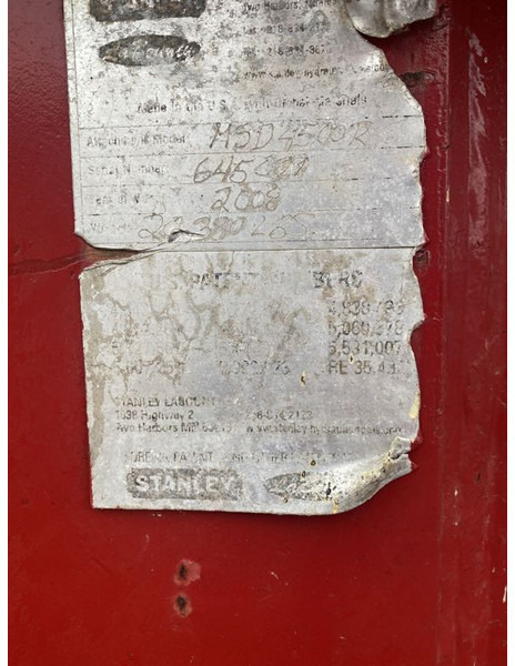 LaBounty MSD 4500R Saber - مقصات الهدم - آلات الإنشاء: صورة 2 LaBounty MSD 4500R Saber - مقصات الهدم - آلات الإنشاء: صورة 2