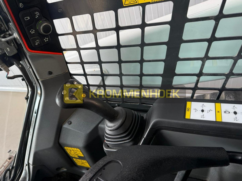 شيول صغير Bobcat T 76 High Flow | Airco: صورة 18 شيول صغير Bobcat T 76 High Flow | Airco: صورة 18