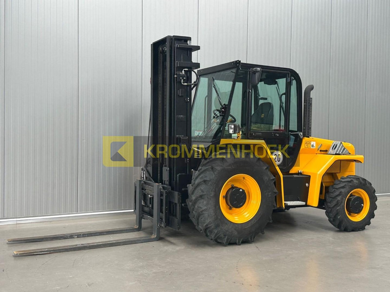 JCB 940 - رافعة شوكية للأراضي الوعرة: صورة 2 JCB 940 - رافعة شوكية للأراضي الوعرة: صورة 2
