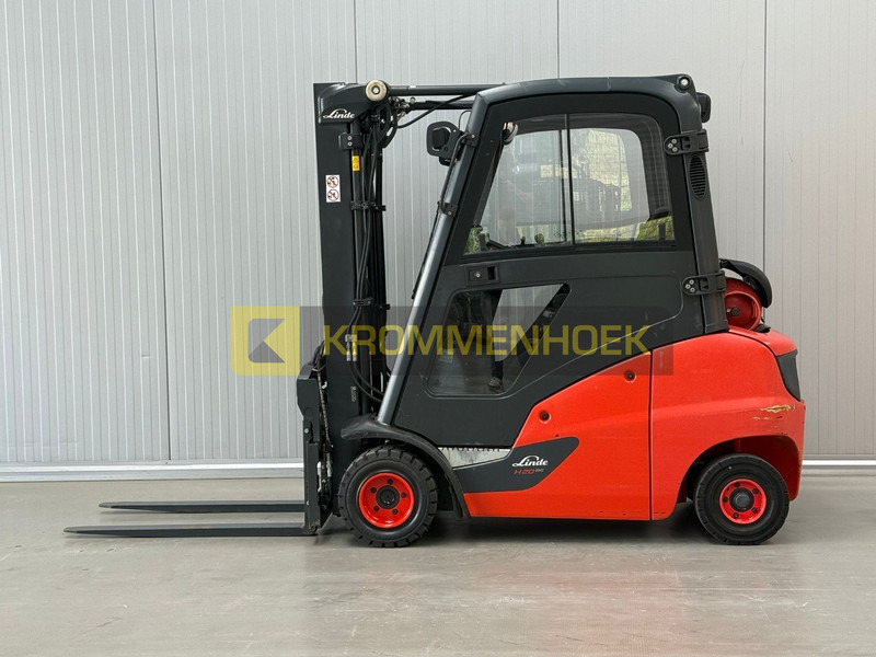 Linde H 20 T - رافعة شوكية تعمل بالغاز: صورة 1 Linde H 20 T - رافعة شوكية تعمل بالغاز: صورة 1