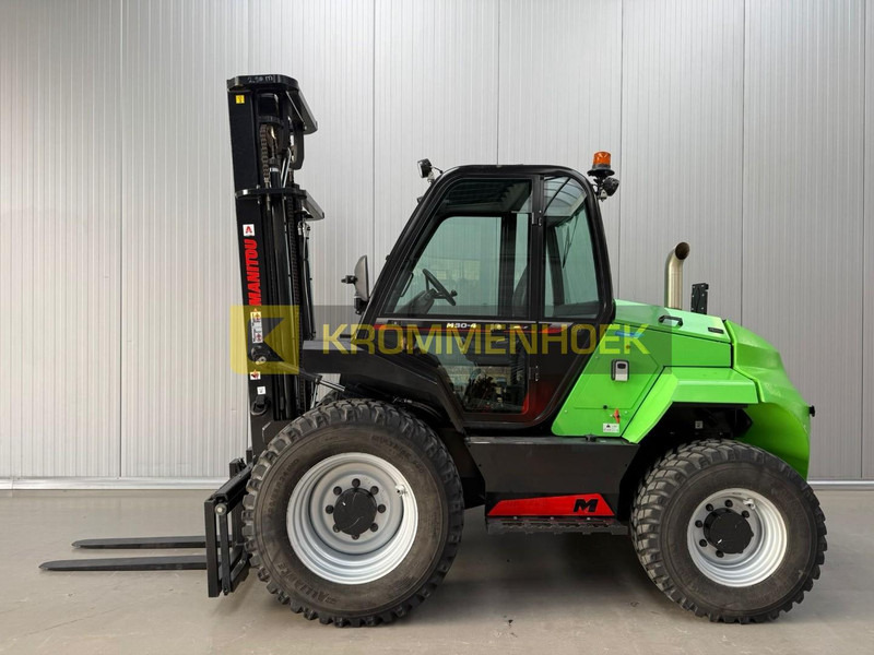 Manitou M30-4 - رافعة شوكية للأراضي الوعرة: صورة 1 Manitou M30-4 - رافعة شوكية للأراضي الوعرة: صورة 1