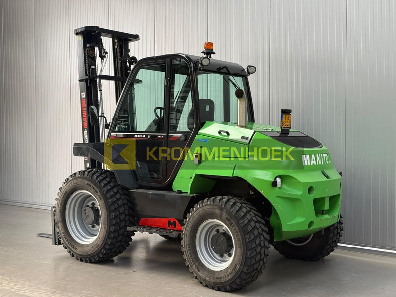 Manitou M30-4 - رافعة شوكية للأراضي الوعرة: صورة 3 Manitou M30-4 - رافعة شوكية للأراضي الوعرة: صورة 3