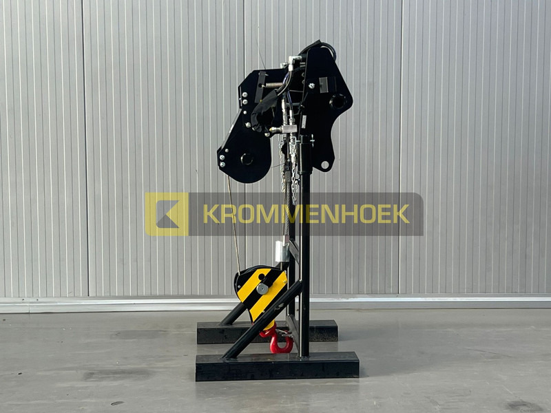 Manitou Winch 3 ton - ونش - آلة رفع ونقل تلسكوبية: صورة 2 Manitou Winch 3 ton - ونش - آلة رفع ونقل تلسكوبية: صورة 2