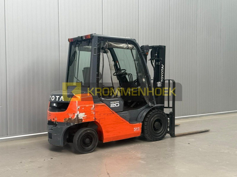 Toyota 02-8FDF20 - رافعة شوكية ديزل: صورة 4 Toyota 02-8FDF20 - رافعة شوكية ديزل: صورة 4