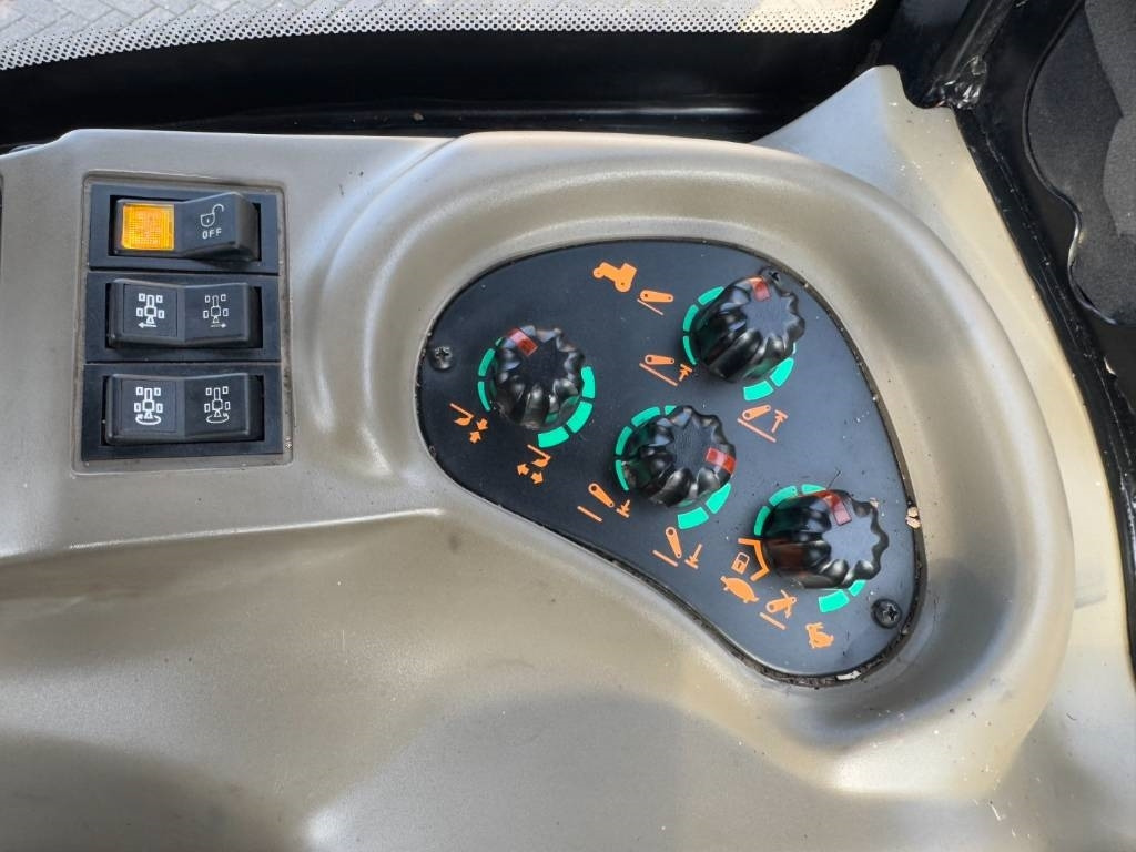 جرار Case IH Quantum 90F, Airco, 1363 hours!: صورة 24