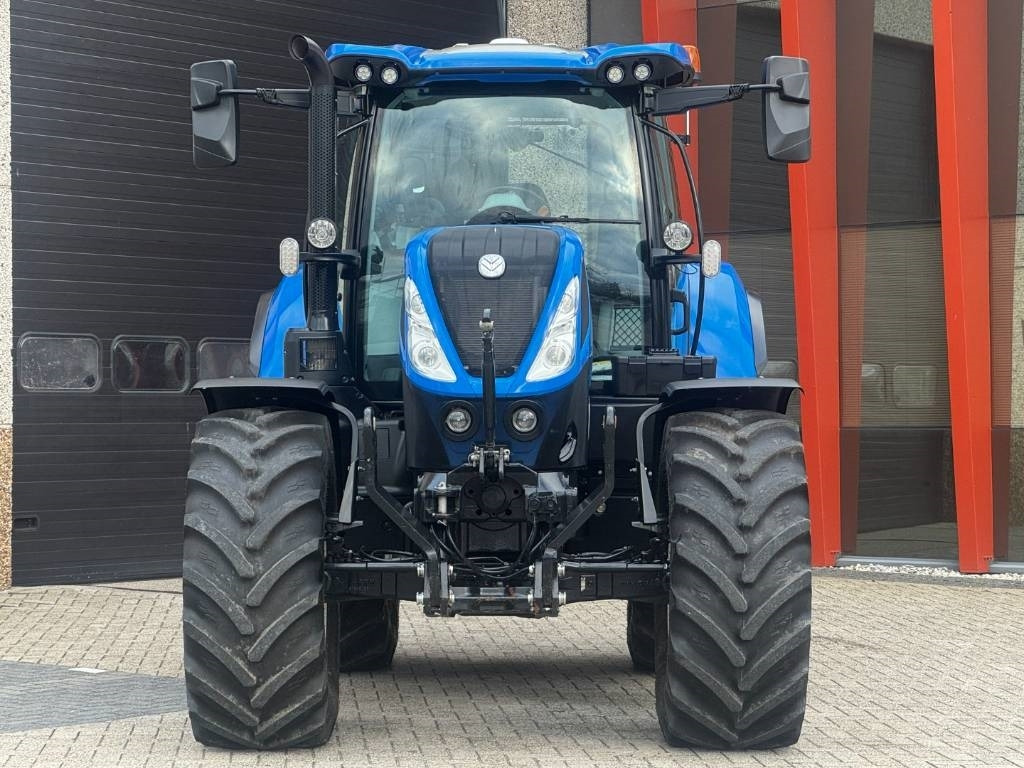 New Holland T7.225AC, frontlinkage, airbrakes, 50k, 2023!! - جرار: صورة 4 New Holland T7.225AC, frontlinkage, airbrakes, 50k, 2023!! - جرار: صورة 4
