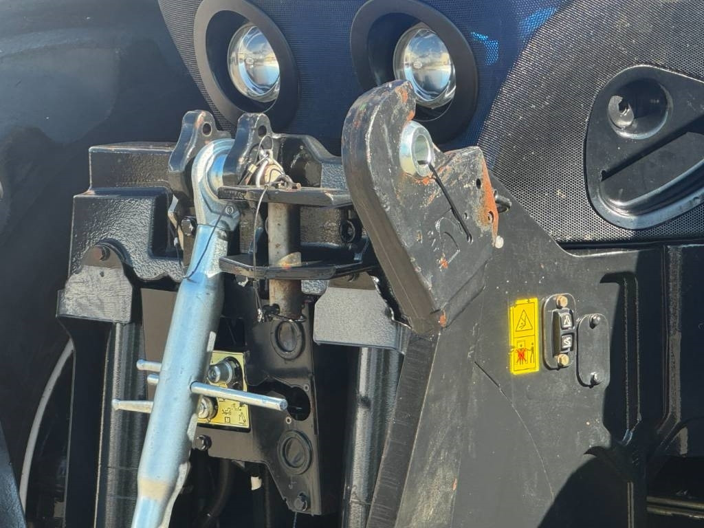 New Holland T7.245 Auto Command, GPS complete, frontlinkage - جرار: صورة 4 New Holland T7.245 Auto Command, GPS complete, frontlinkage - جرار: صورة 4