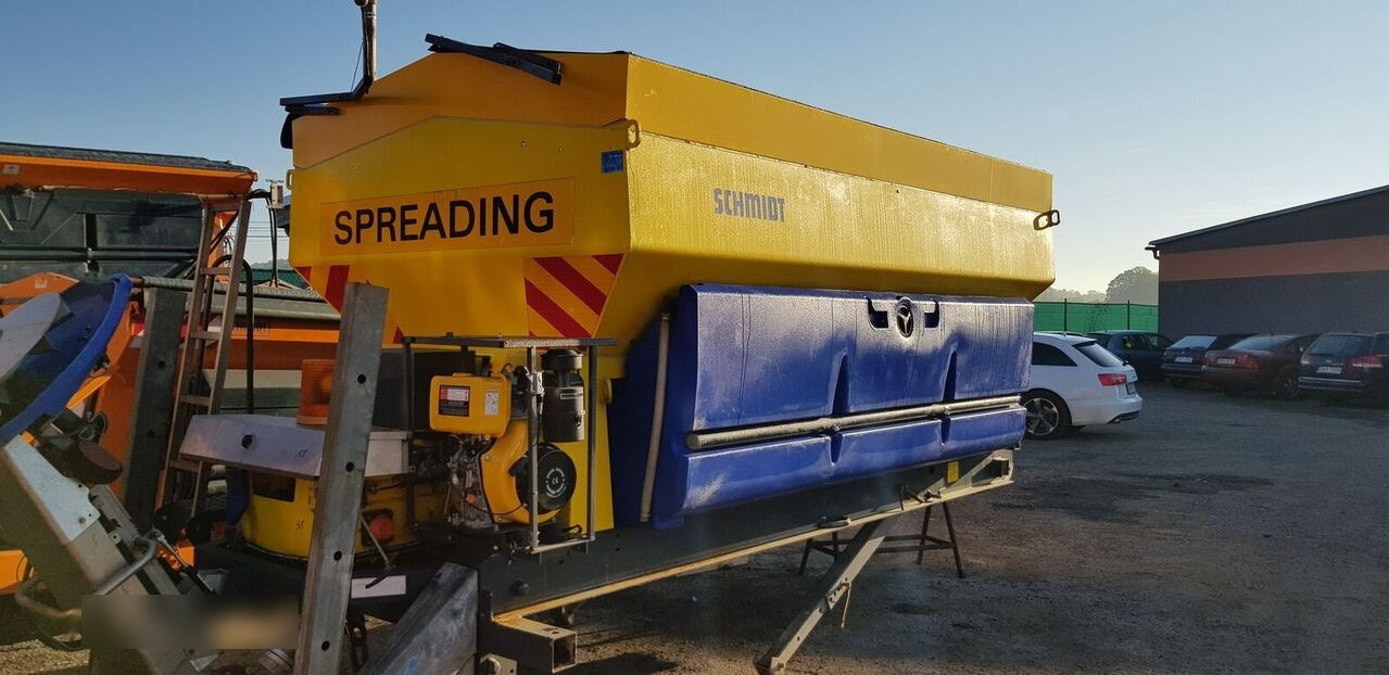 Schmidt STRATOS - ناثر غبار/ ملح - سيارة خدمات/ سيارة خاصة: صورة 2 Schmidt STRATOS - ناثر غبار/ ملح - سيارة خدمات/ سيارة خاصة: صورة 2