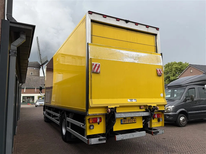 MAN TGM 18.250 Euro 6 Carr Sup 750 Cam Lbw 2 Ton Loadcap 10 Ton Cam - شاحنة متساوية الحرارة: صورة 4 MAN TGM 18.250 Euro 6 Carr Sup 750 Cam Lbw 2 Ton Loadcap 10 Ton Cam - شاحنة متساوية الحرارة: صورة 4