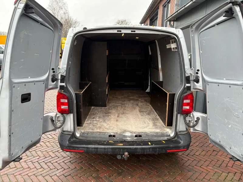 Volkswagen Transporter Lichte Schade 2.0 tdi L2 Carplay Parkeersensoren Dealeronderhouden NAP - فان المدمجة: صورة 5 Volkswagen Transporter Lichte Schade 2.0 tdi L2 Carplay Parkeersensoren Dealeronderhouden NAP - فان المدمجة: صورة 5