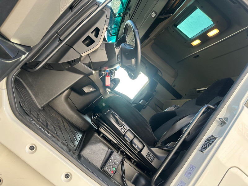 MAN TGX 26.520 LL klima Led - شاحنة بهيكل معدني للمقصورة: صورة 5 MAN TGX 26.520 LL klima Led - شاحنة بهيكل معدني للمقصورة: صورة 5