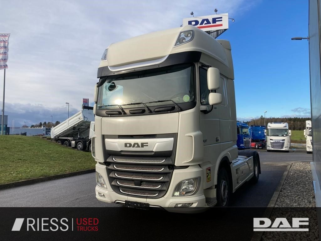 DAF XF 480 FT Super Space Cab Intarder / Nebenantrie DAF XF 480 FT Super Space Cab Intarder / Nebenantrie - رأس تريلا: صورة 4 DAF XF 480 FT Super Space Cab Intarder / Nebenantrie DAF XF 480 FT Super Space Cab Intarder / Nebenantrie - رأس تريلا: صورة 4