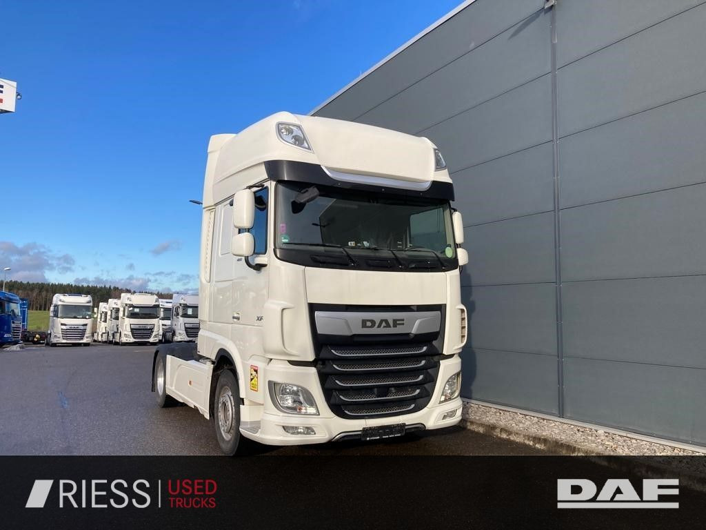 DAF XF 480 FT Super Space Cab Intarder / Nebenantrie DAF XF 480 FT Super Space Cab Intarder / Nebenantrie - رأس تريلا: صورة 2 DAF XF 480 FT Super Space Cab Intarder / Nebenantrie DAF XF 480 FT Super Space Cab Intarder / Nebenantrie - رأس تريلا: صورة 2