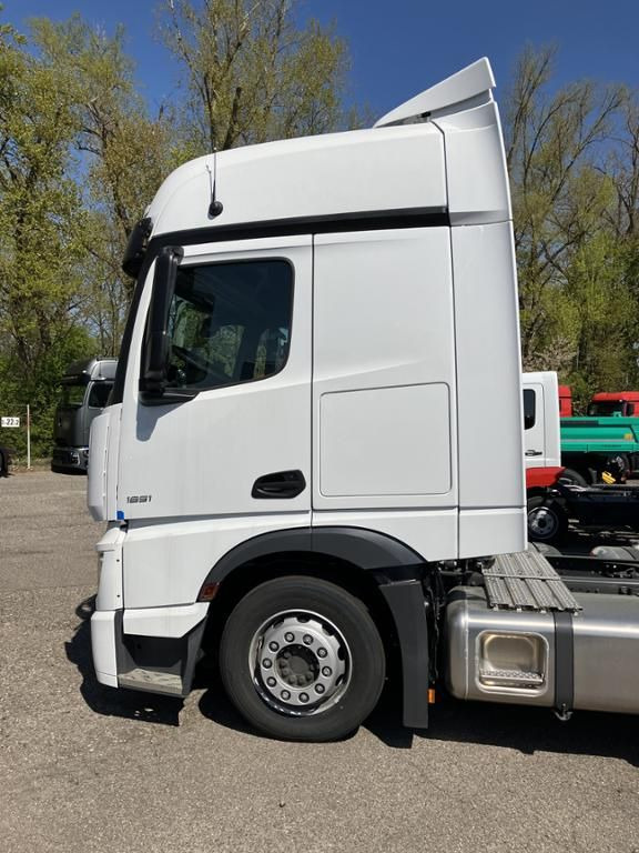 Mercedes-Benz Actros 1848 LS 4x2 KlimaA Navi STH Pano AUT - رأس تريلا: صورة 2 Mercedes-Benz Actros 1848 LS 4x2 KlimaA Navi STH Pano AUT - رأس تريلا: صورة 2