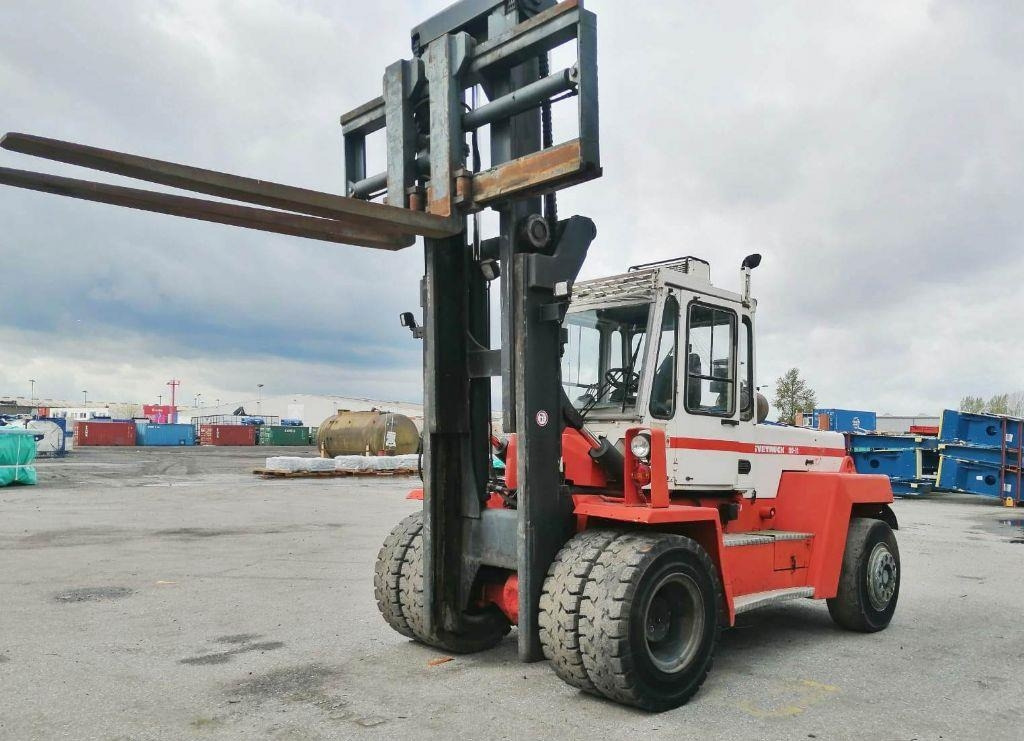 Svetruck 13,6-120-32 - رافعة شوكية ديزل: صورة 1 Svetruck 13,6-120-32 - رافعة شوكية ديزل: صورة 1