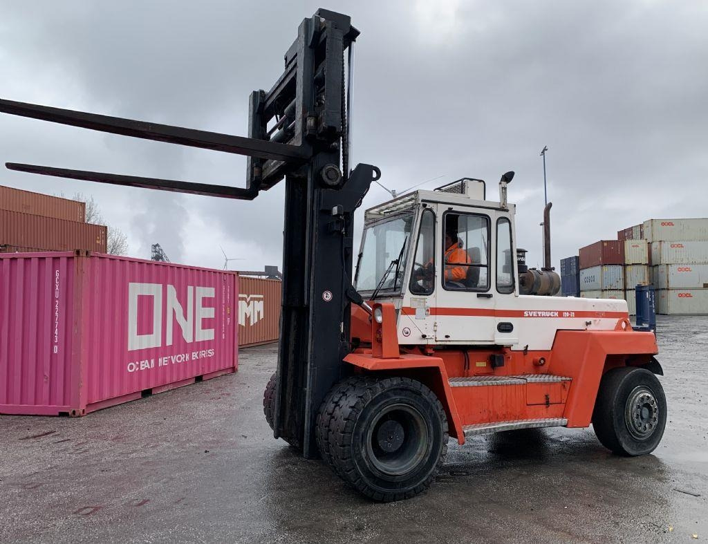 Svetruck 13,6-120-32 - رافعة شوكية ديزل: صورة 4 Svetruck 13,6-120-32 - رافعة شوكية ديزل: صورة 4