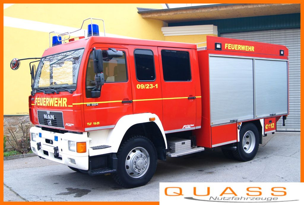 MAN 14.224 L80 4x4 /METZ TLF 16/25 Feuerwehr Expedition - شاحنة حريق: صورة 1 MAN 14.224 L80 4x4 /METZ TLF 16/25 Feuerwehr Expedition - شاحنة حريق: صورة 1