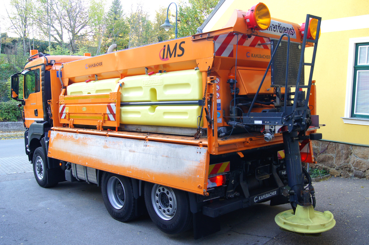 MAN TGS 28.400 6x4-4 BL /Winterdienst/Streuer/Schneepflug - شاحنة قلاب: صورة 4 MAN TGS 28.400 6x4-4 BL /Winterdienst/Streuer/Schneepflug - شاحنة قلاب: صورة 4