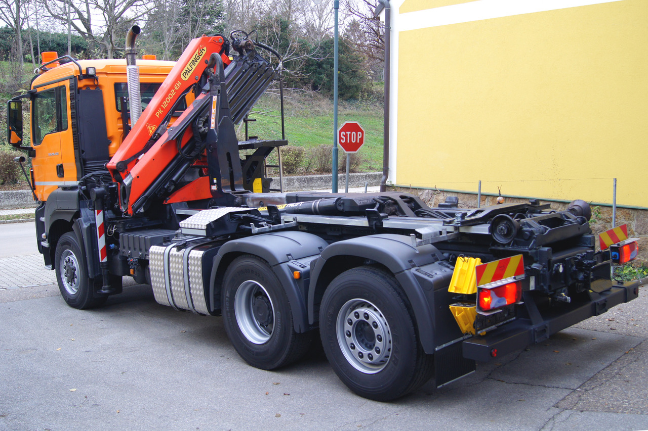 MAN TGS 28.400 BL 6x4-4/PK 12002 D/PALIFT/Winterdienst/Streuer/Pflug - شاحنة برافعة خطافية, شاحنة كرين: صورة 3 MAN TGS 28.400 BL 6x4-4/PK 12002 D/PALIFT/Winterdienst/Streuer/Pflug - شاحنة برافعة خطافية, شاحنة كرين: صورة 3