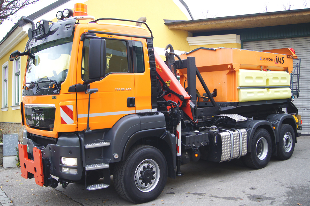 MAN TGS 28.400 BL 6x4-4/TÜV/PK12002/PALIFT/Winterdienst/Salzstreuer/Streuer/Schneepflug - شاحنة برافعة خطافية, شاحنة كرين: صورة 3 MAN TGS 28.400 BL 6x4-4/TÜV/PK12002/PALIFT/Winterdienst/Salzstreuer/Streuer/Schneepflug - شاحنة برافعة خطافية, شاحنة كرين: صورة 3