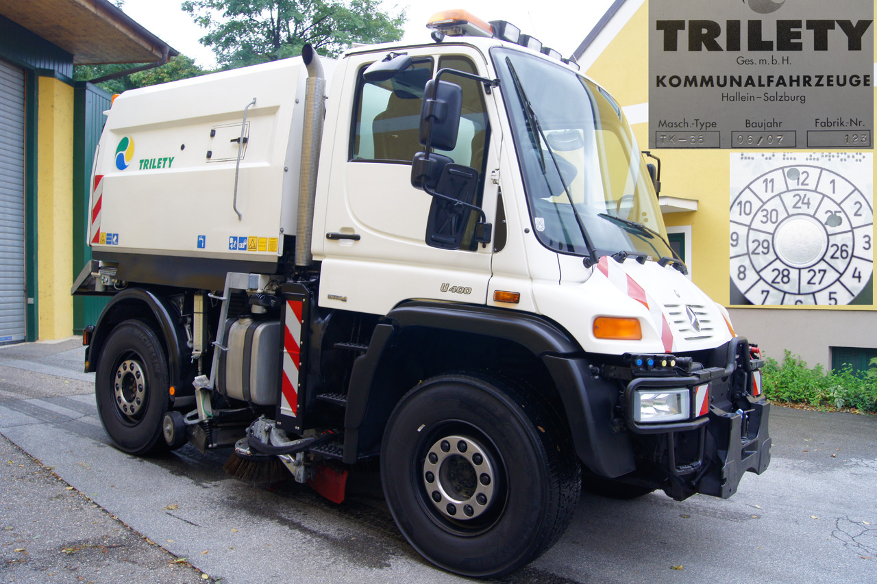 MERCEDES-BENZ Unimog U400 + TRILETY Kehrmaschine/TÜV/EUR4/Leistungshydraulik - سياره كنس شوارع: صورة 2 MERCEDES-BENZ Unimog U400 + TRILETY Kehrmaschine/TÜV/EUR4/Leistungshydraulik - سياره كنس شوارع: صورة 2