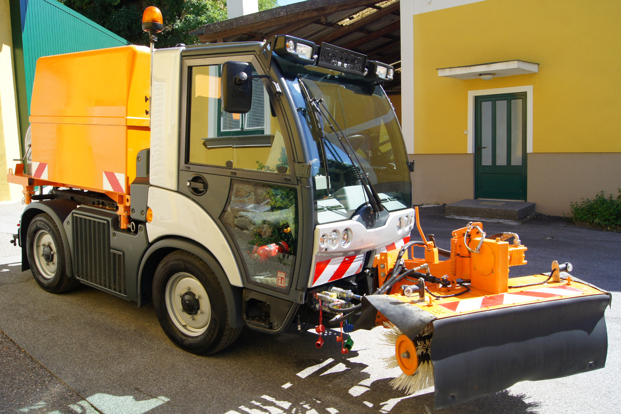 MULTICAR TREMO X56 Carrier CS/4x4/Euro 5/Besen/Wasserfass - جرافة ثلج: صورة 5 MULTICAR TREMO X56 Carrier CS/4x4/Euro 5/Besen/Wasserfass - جرافة ثلج: صورة 5