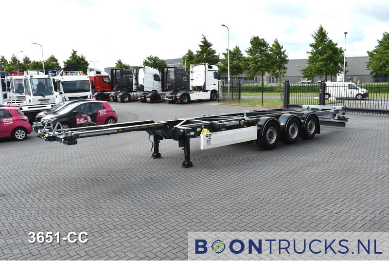 Van Hool A3C002 2x20-30-40-45ft HC * LIFT AXLE * SAF / DISC * EXTENDABLE REAR - ناقل حاوية/ نصف مقطورة بحاوية: صورة 5 Van Hool A3C002 2x20-30-40-45ft HC * LIFT AXLE * SAF / DISC * EXTENDABLE REAR - ناقل حاوية/ نصف مقطورة بحاوية: صورة 5