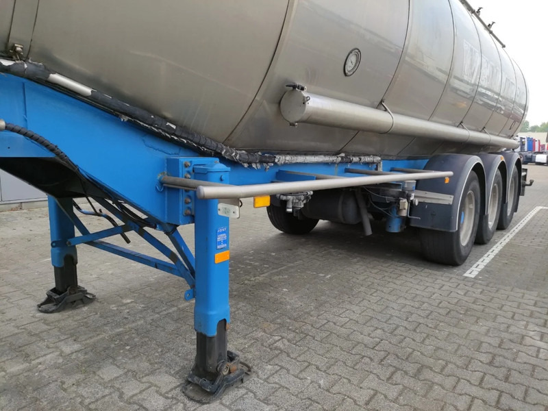 Burg 31500 liter 2 kamer tankoplegger - نصف مقطورة صهريج: صورة 5 Burg 31500 liter 2 kamer tankoplegger - نصف مقطورة صهريج: صورة 5