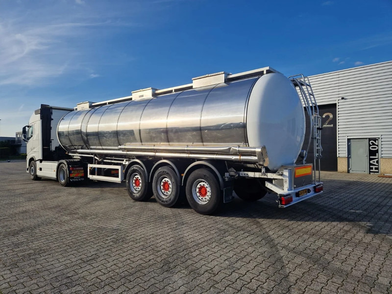 Feldbinder 38000 liter 3 kamer tankoplegger met CIP Leiding - نصف مقطورة صهريج: صورة 2 Feldbinder 38000 liter 3 kamer tankoplegger met CIP Leiding - نصف مقطورة صهريج: صورة 2