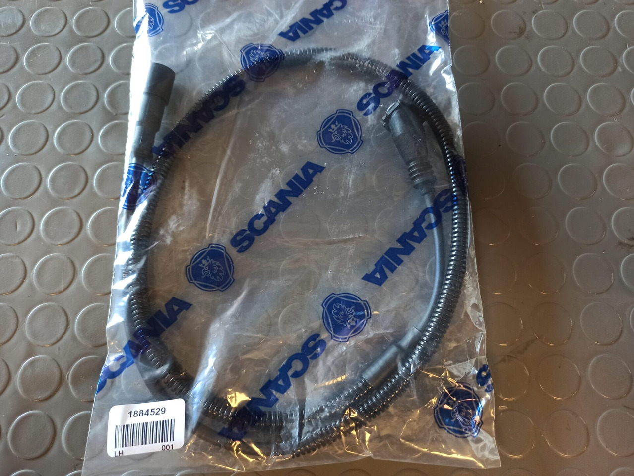 SCANIA CABLE HARNESS - 1884529 - كابلات/ ضفيرة الأسلاك - شاحنة: صورة 1 SCANIA CABLE HARNESS - 1884529 - كابلات/ ضفيرة الأسلاك - شاحنة: صورة 1