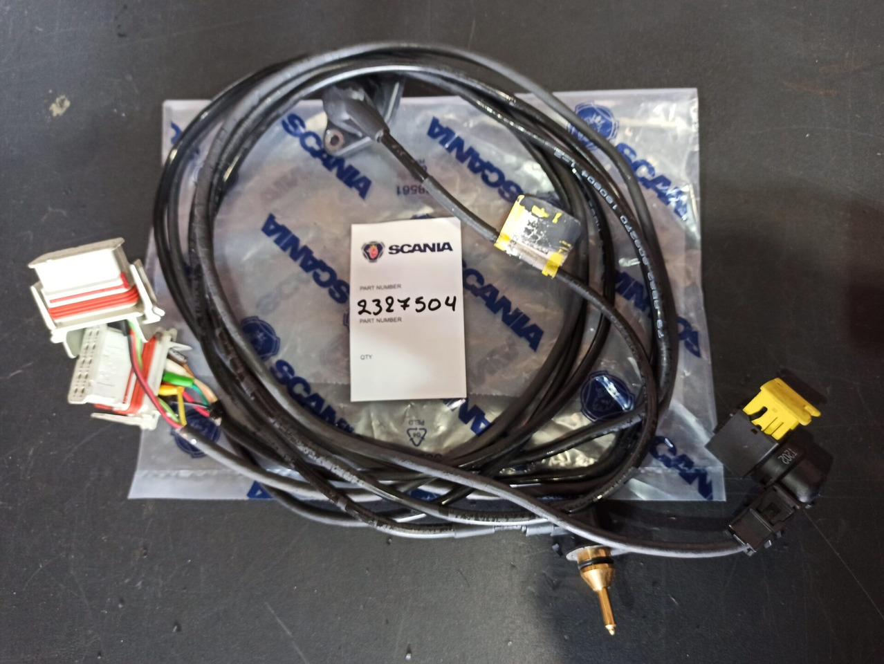 SCANIA CABLE HARNESS - 2327504 - كابلات/ ضفيرة الأسلاك - شاحنة: صورة 1 SCANIA CABLE HARNESS - 2327504 - كابلات/ ضفيرة الأسلاك - شاحنة: صورة 1