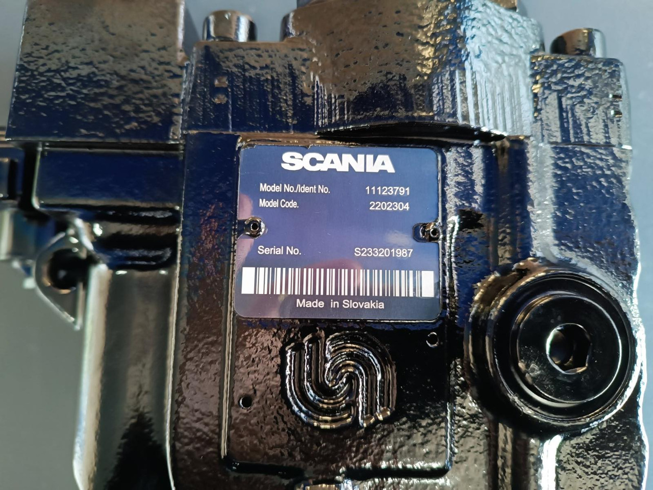 SCANIA HYDRAULIC PUMP - 2202304 - مضخة هيدروليكية - شاحنة: صورة 3 SCANIA HYDRAULIC PUMP - 2202304 - مضخة هيدروليكية - شاحنة: صورة 3