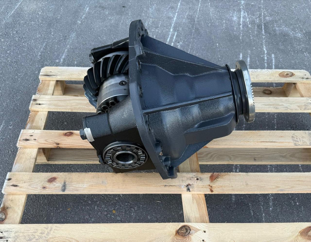 VOLVO Differential Groups Differential Groups - المحور و قطع الغيار - شاحنة: صورة 1 VOLVO Differential Groups Differential Groups - المحور و قطع الغيار - شاحنة: صورة 1