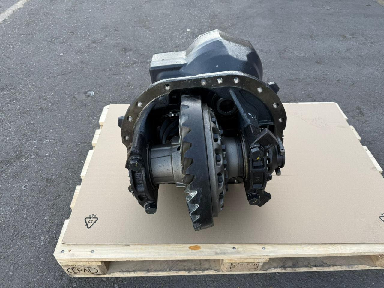VOLVO Power Drive Diff group 20545464 - المحور و قطع الغيار - شاحنة: صورة 1 VOLVO Power Drive Diff group 20545464 - المحور و قطع الغيار - شاحنة: صورة 1