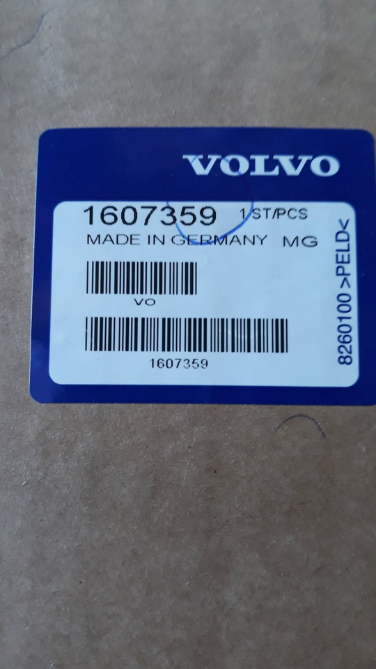 VOLVO STEERING WHEEL 1607359 - عجلة القيادة - شاحنة: صورة 2 VOLVO STEERING WHEEL 1607359 - عجلة القيادة - شاحنة: صورة 2
